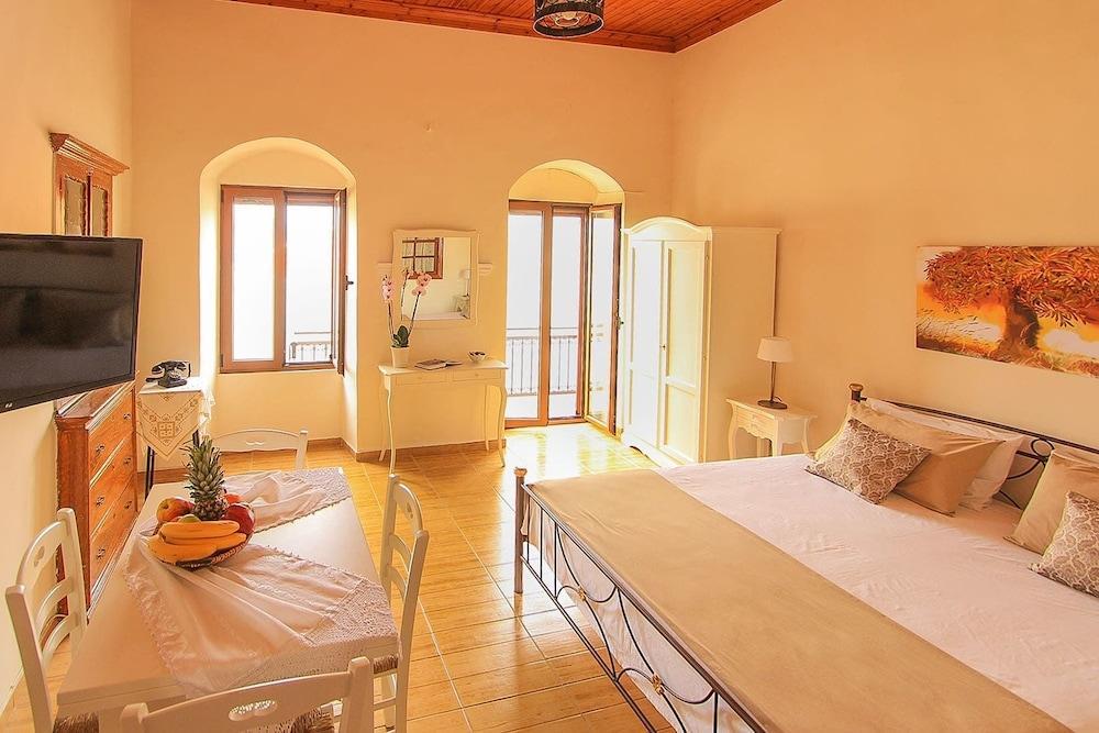 Athanasia's House Symi Bagian luar foto